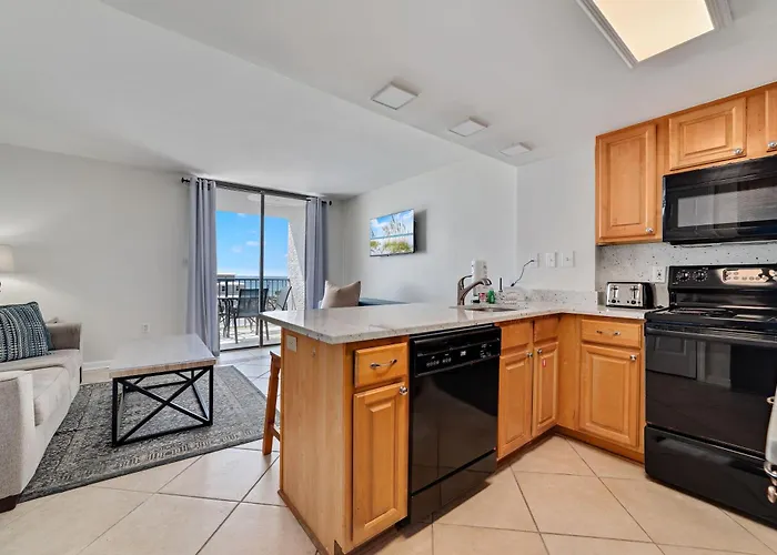 1br/1ba Sleeps 4 Near W/ Breathtaking Ocean Views Holiday home *